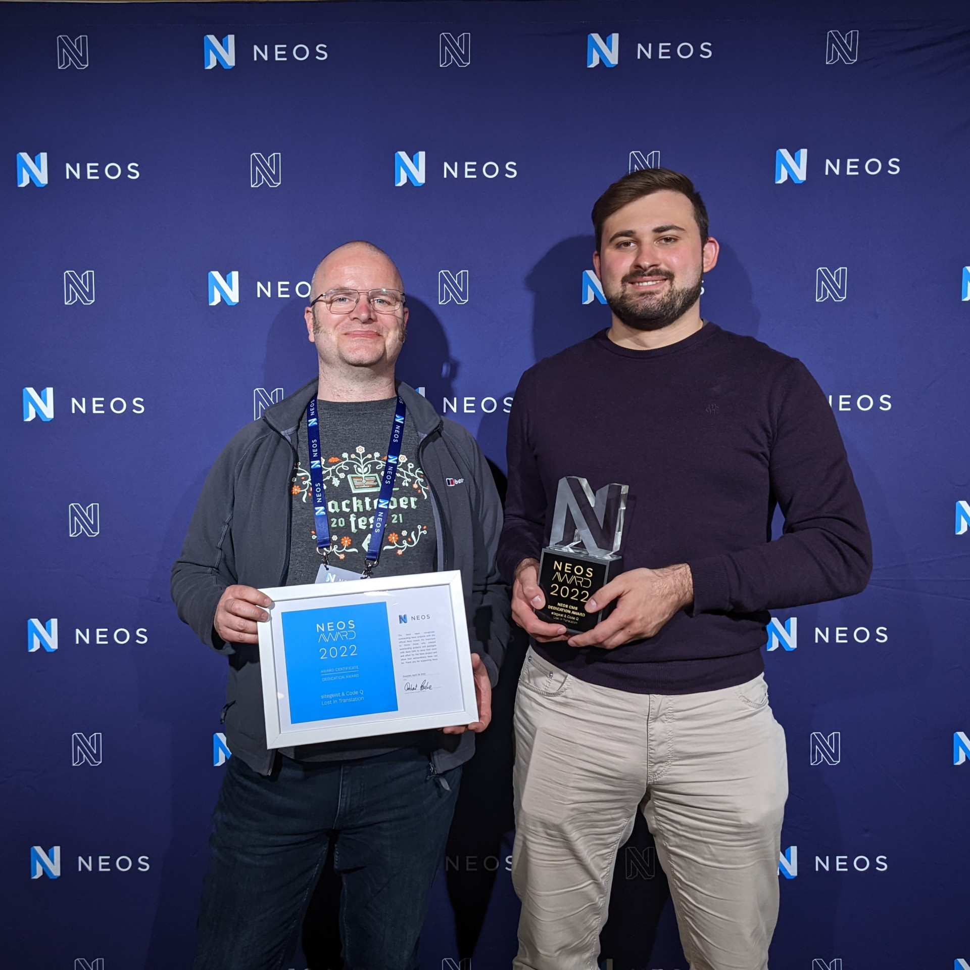 Neos Award-2983x2982